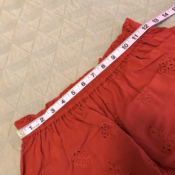 DONATING SOON ❗️Madewell Eyelet Skirt XS - Picture 7 of 7